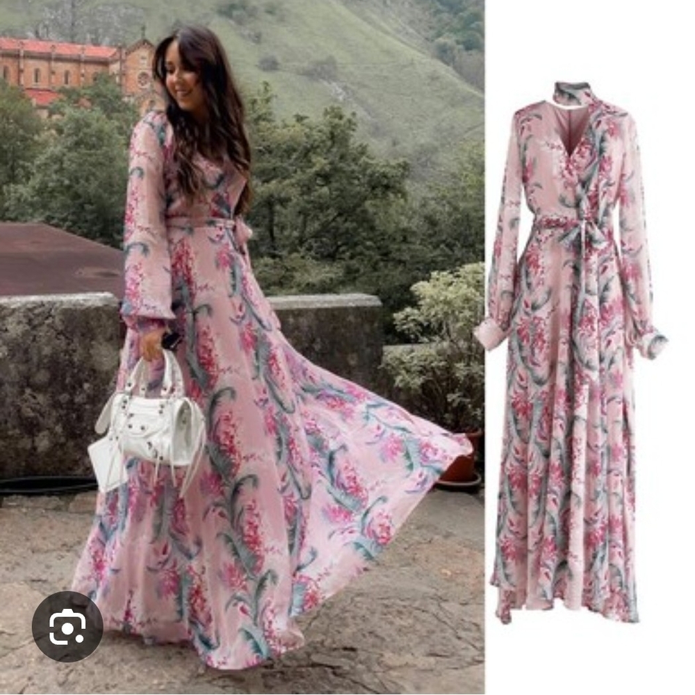 Chicwish Pink Floral Long Sleeve Dress